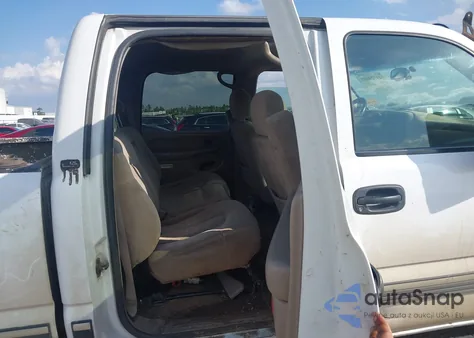 2002 Chevrolet Silverado 2500Hd Ls z USA, uszkodzony, nr VIN 1GCHC23U32F197573